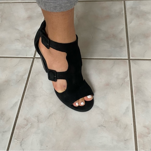 Aldo black heels size 6.5 - Picture 3 of 3